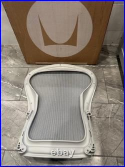 Herman Miller Aeron REMASTERED Backrest Size B Open Box