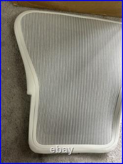 Herman Miller Aeron REMASTERED Backrest Size B Open Box