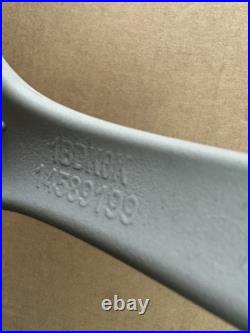 Herman Miller Aeron REMASTERED Size B Posture Fit Back Support Mineral In Color