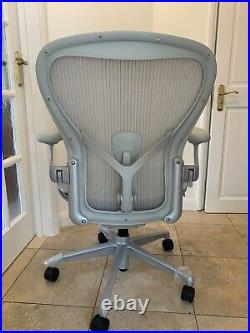 Herman Miller Aeron Remastered Chair Mineral Grey Fully Loaded Size C LARGE