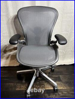 Herman Miller Aeron Remastered Chair Size B, GRAPHITE/POLISHED ALUMINUM