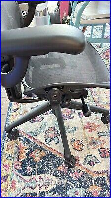 Herman Miller Aeron Remastered Chair Size B Gaming Chair open box