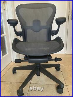 Herman Miller Aeron Remastered Chair Size B Graphite