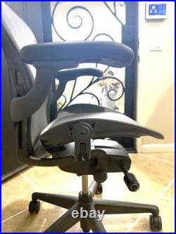 Herman Miller Aeron Remastered Chair Size B Graphite