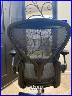 Herman Miller Aeron Remastered Chair Size B Graphite