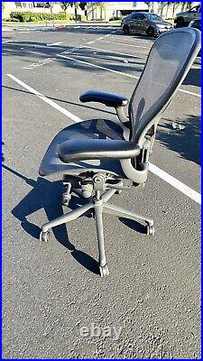 Herman Miller Aeron Remastered Chair Size B Graphite Fully Loaded