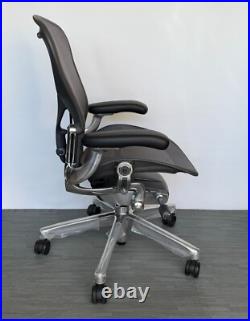 Herman Miller Aeron Remastered Chair Size B Graphite/Polished Aluminum