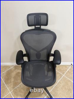 Herman Miller Aeron Remastered Chair Size B Graphite With Headrest Herman Miller Aeron Remastered Chair Size B Graphite With Headrest