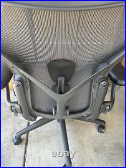 Herman Miller Aeron Remastered Chair Size B Graphite -open box (Fully loaded)