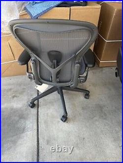 Herman Miller Aeron Remastered Chair Size B Graphite -open box (Fully loaded)