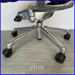 Herman Miller Aeron Remastered Chair Size C Black/Polished Aluminum
