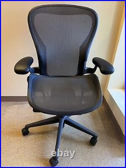 Herman Miller Aeron Remastered Chair Size C Graphite -open box