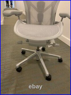 Herman Miller Aeron Remastered Ergonomic Office Chair Mineral