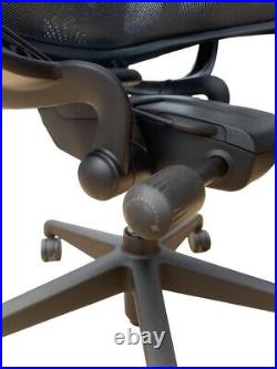 Herman Miller Aeron Remastered Gaming Chair Black Mesh Size B
