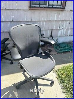 Herman Miller Aeron Remastered Size B Graphite Mesh Fully Loaded