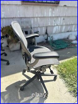 Herman Miller Aeron Remastered Size B Graphite Mesh Fully Loaded