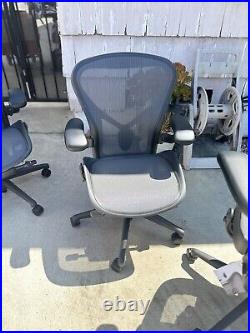 Herman Miller Aeron Remastered Size B Graphite Mesh Fully Loaded