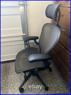 Herman Miller Aeron Remastered Size B Graphite Mesh Fully Loaded With Headrest