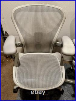 Herman Miller Aeron Remastered Size B Mineral white Mesh Fully Loaded