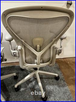 Herman Miller Aeron Remastered Size B Mineral white Mesh Fully Loaded