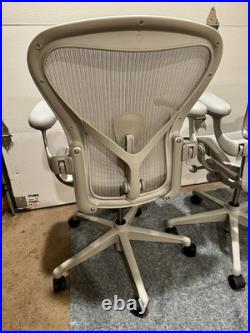 Herman Miller Aeron Remastered Size B Mineral white Mesh Fully Loaded