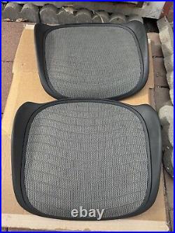 Herman Miller Aeron Seat Color Tuxedo Size B