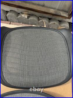 Herman Miller Aeron Seat Color Tuxedo Size B