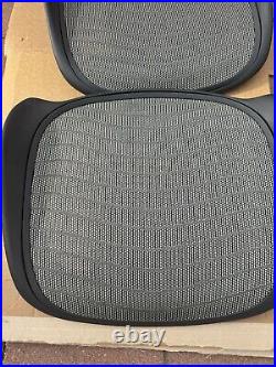 Herman Miller Aeron Seat Color Tuxedo Size B