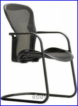 Herman Miller Aeron Side Chair size b desk chair