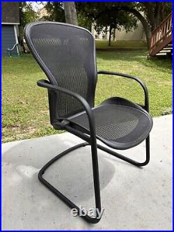 Herman Miller Aeron Side Chairs Set Of 3