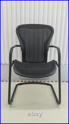 Herman Miller Aeron Side/Desk Chair Size B