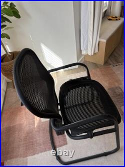 Herman Miller Aeron Size B Adjustable Ergonomic Black Office Desk Chair