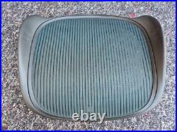 Herman Miller Aeron Size B Chair Green Mesh Set Back & Seat