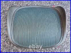 Herman Miller Aeron Size B Chair Green Mesh Set Back & Seat