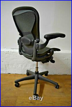 Herman Miller Aeron Size B Ergonomic Office Swivel Chair Reduced! Size B REF03