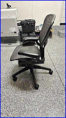 Herman Miller Aeron Size B Fully Load (Posture Fit) Rare Tuxedo Mesh Second Gen