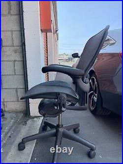 Herman Miller Aeron Size C Fully Loaded Version Excellent Condition