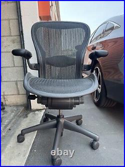 Herman Miller Aeron Size C Fully Loaded Version Good Condition