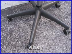 Herman Miller Aeron Size C Large Fully Adjustable Office Chair Graphite Good