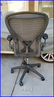 Herman Miller Aeron Size C Posturefit Fully Loaded Office Desk Chair Chairs