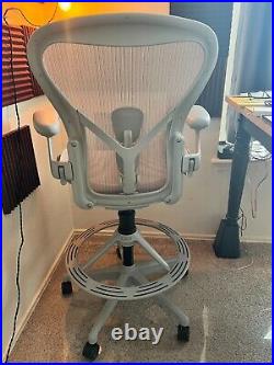 Herman Miller Aeron Stool Adjustable Posturefit SL Office Chair