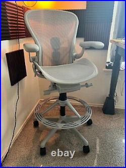 Herman Miller Aeron Stool Adjustable Posturefit SL Office Chair
