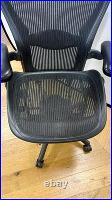 Herman Miller Aeron Swivel Office Chair Size C Ergonomic Mesh Design Lumbar Supp