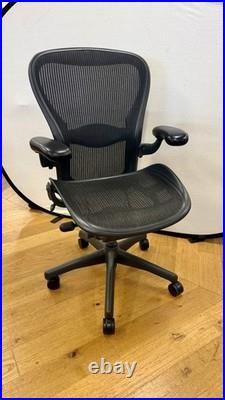 Herman Miller Aeron Swivel Office Chair Size C Ergonomic Mesh Design Lumbar Supp