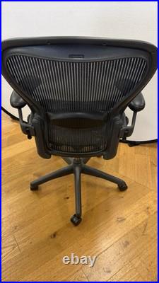 Herman Miller Aeron Swivel Office Chair Size C Ergonomic Mesh Design Lumbar Supp