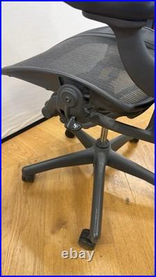 Herman Miller Aeron Swivel Office Chair Size C Ergonomic Mesh Design Lumbar Supp
