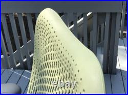 Herman Miller Aeron Work Stool Mesh Seat Lumbar Support Bar Height Gray/Lime