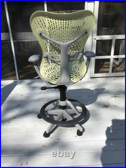 Herman Miller Aeron Work Stool Mesh Seat Lumbar Support Bar Height Gray/Lime