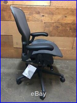 Herman Miller Aeron chair B Medium Size Fully Adjustable Model New B Size