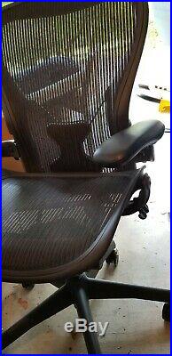 Herman Miller Aeron chair Size B Posture Fit Adjustable Arms Fully Loaded WOW